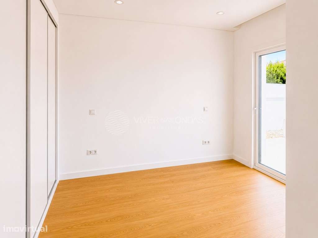 OFERTA DA ESCRITURA | Moradia T3 Térrea | Piscina | Em construção |...-14