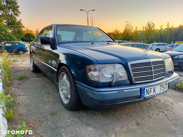 Mercedes-Benz W124 (1984-1993) - 1