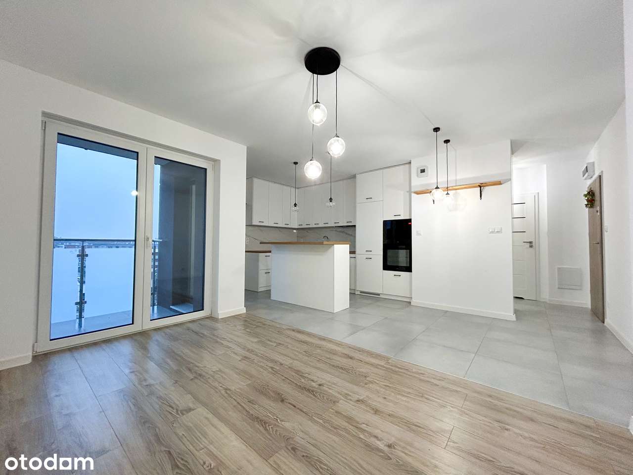 Na sprzedaż dwupokojowe mieszkanie - Armii Poznań - Pełny obrazek: 1/9