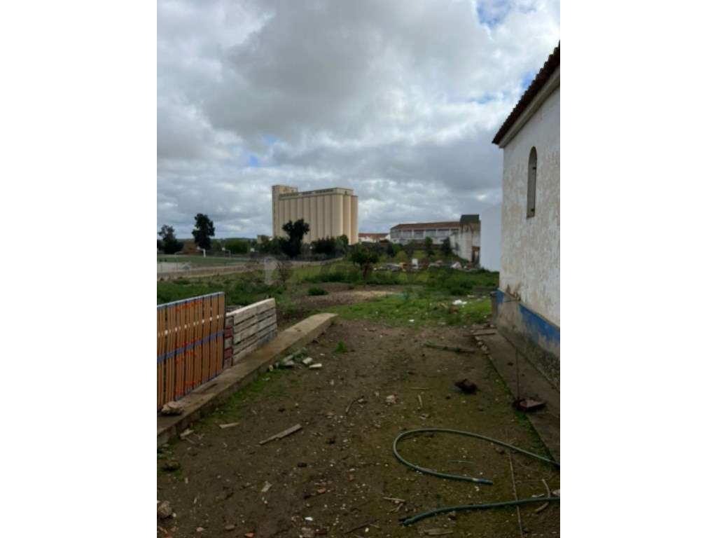 Moradia senhorial localizada na Vila de Aljustrel-23