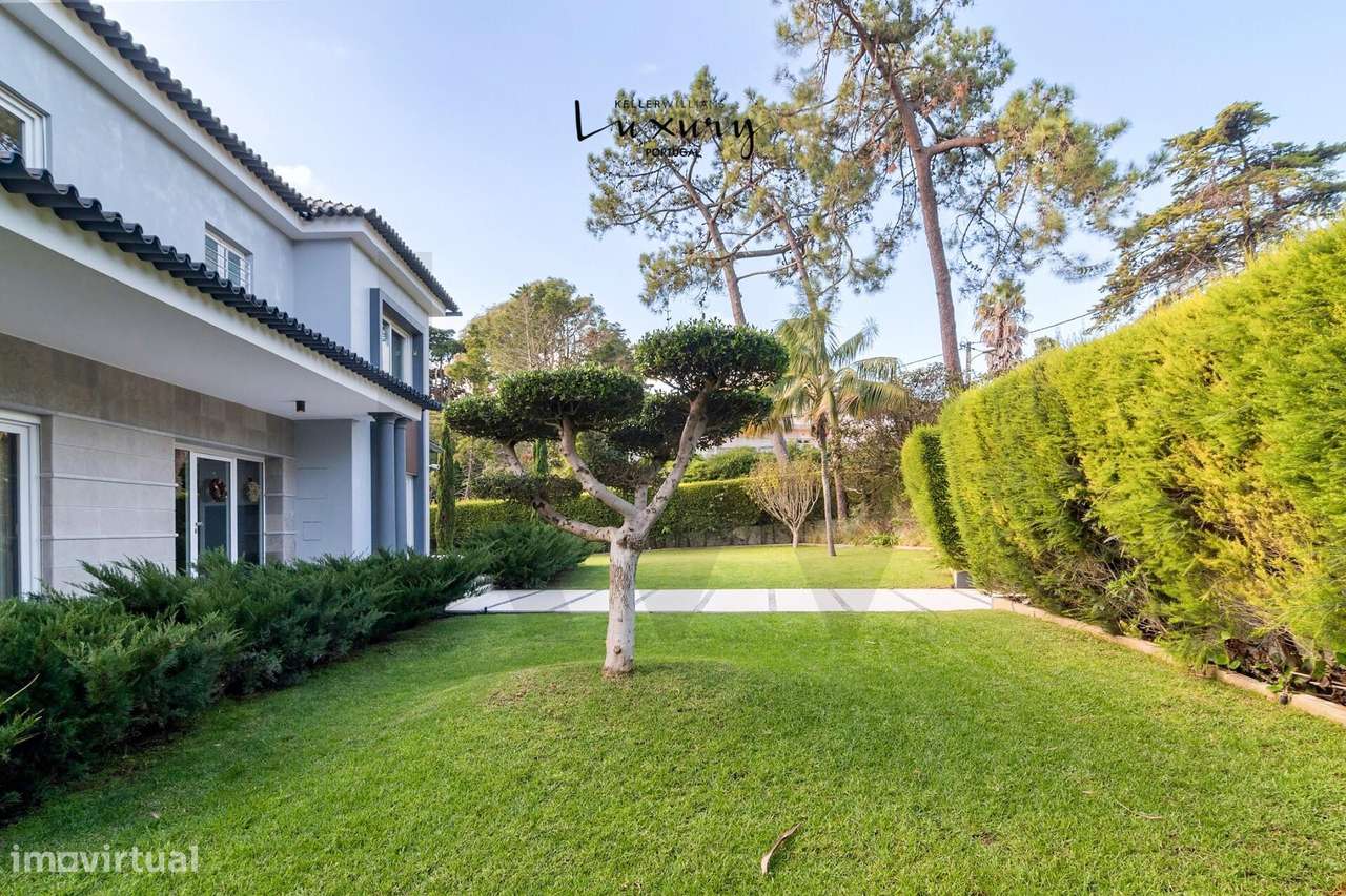 MORADIA DE LUXO NO ESTORIL • VISTA MAR PANORÂMICA • TOTALMENTE REMODEL - Grande imagem: 4/60