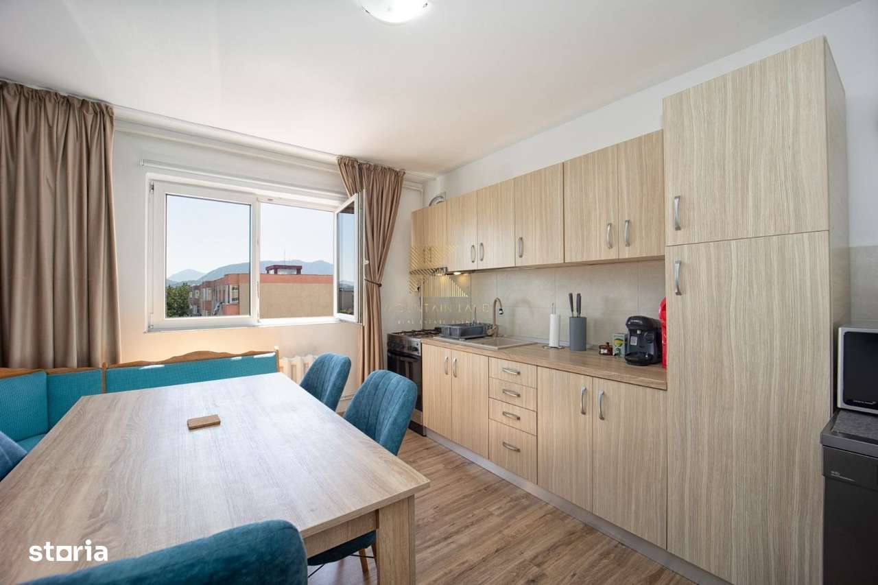 Apartament luminos, 65 mp, cu parcare și boxă Bartolomeu, str. Lânii33-0