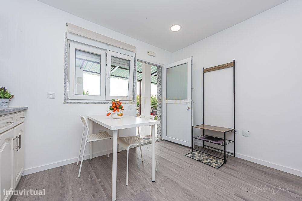 Alojamento Estudantil LÁ-SALETTE  ( quarto Toutinegra Real 6m2 ) - Grande imagem: 5/30