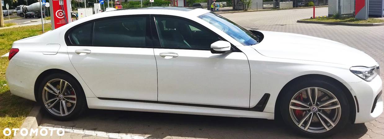 BMW Seria 7 750Li xDrive - 3