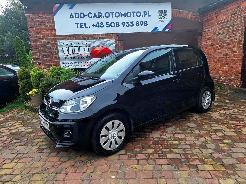Volkswagen Up! white 2021