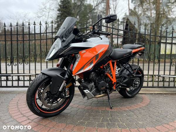 KTM Super Duke - 5