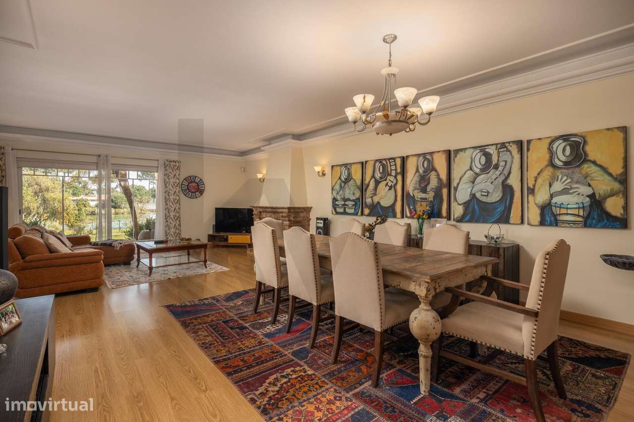 Moradia Térrea T5 na Herdade da Aroeira com acesso direto a ilha no la - Grande imagem: 4/60