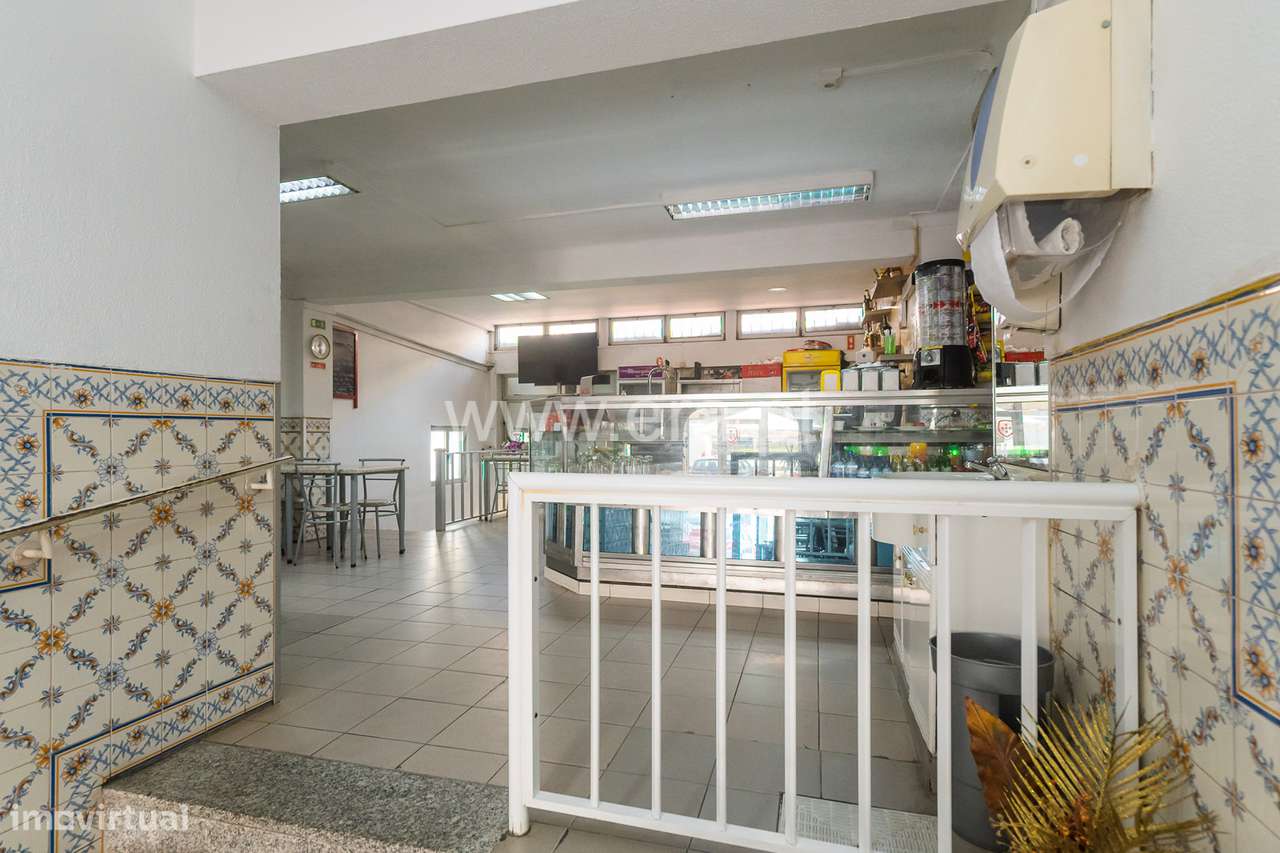 Trespasse - Restaurante / Café em Odivelas-4