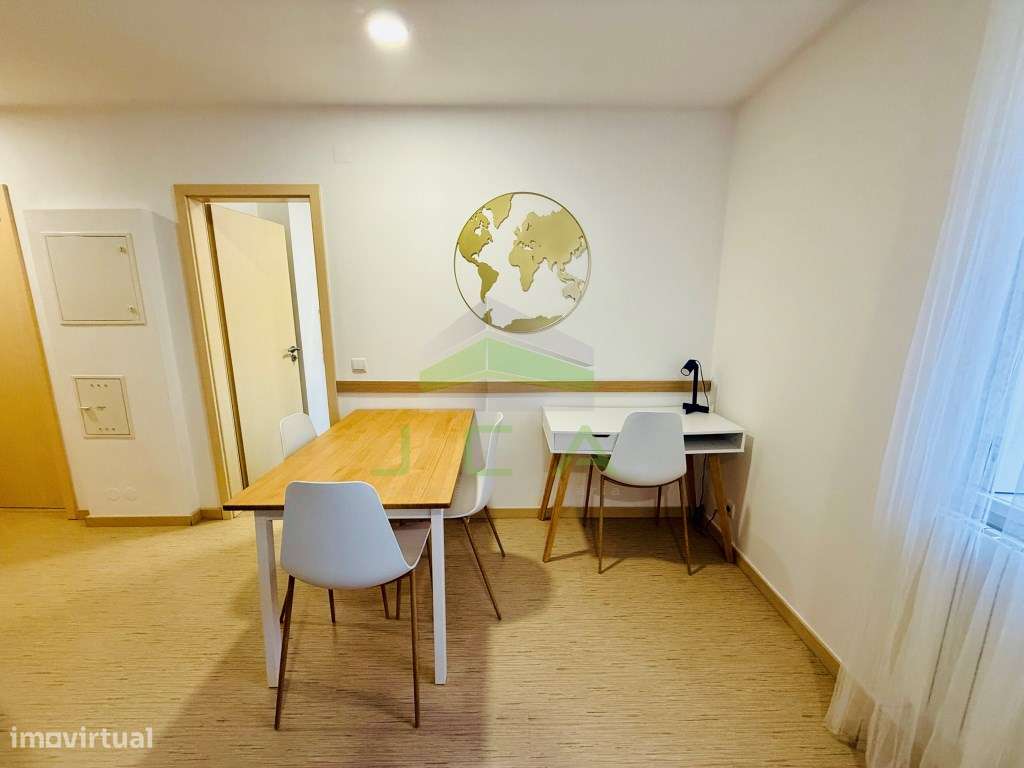 Apartamento com licença para AL no Centro Histórico de Leiria-9