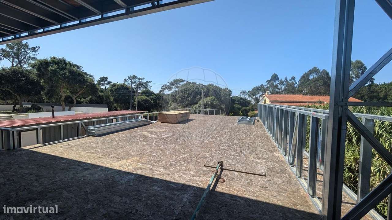 Moradia T4 para venda-8