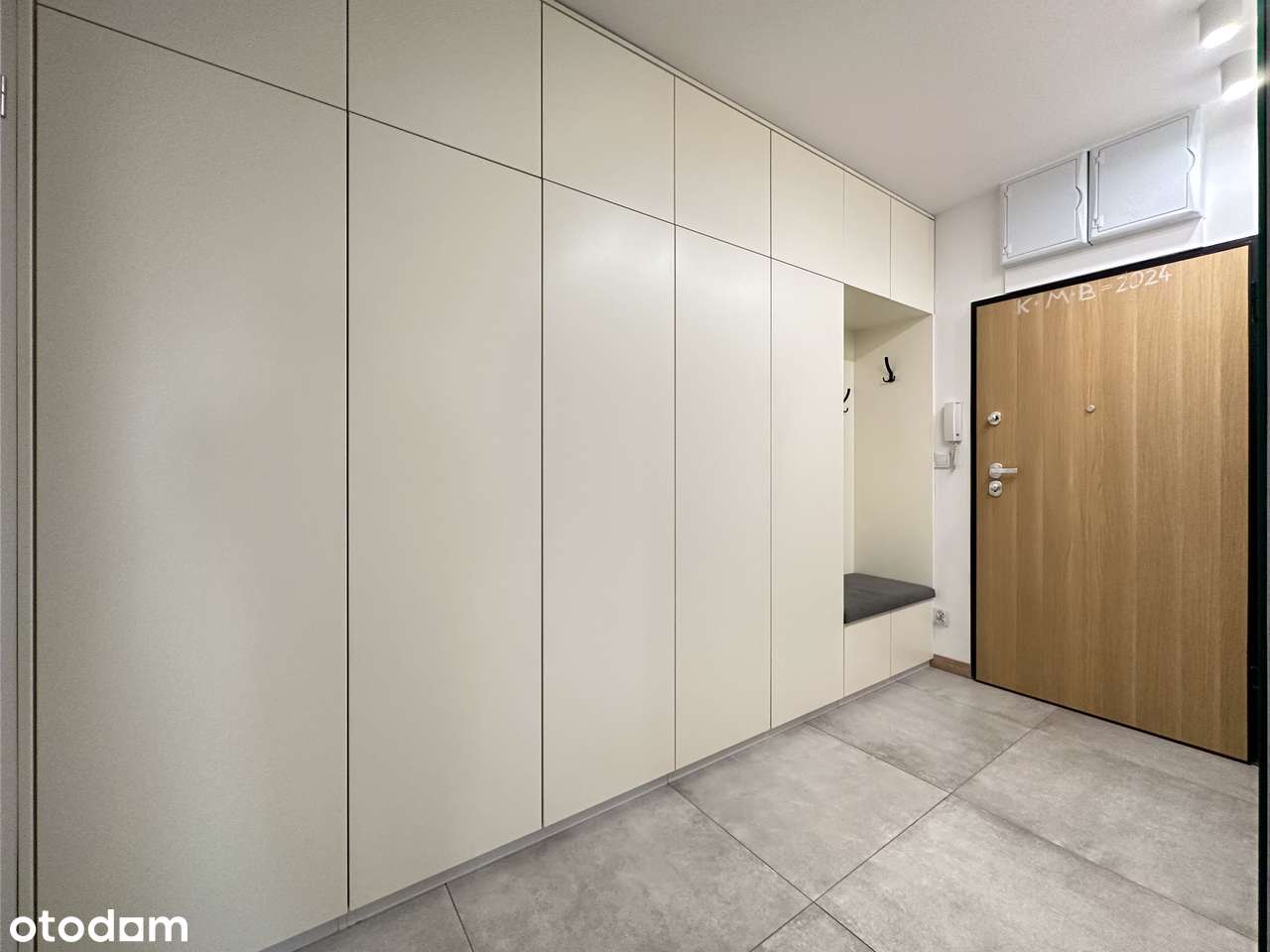 Kawalerka z Tarasem, garaż komórka Promenady Wrocławskie-8