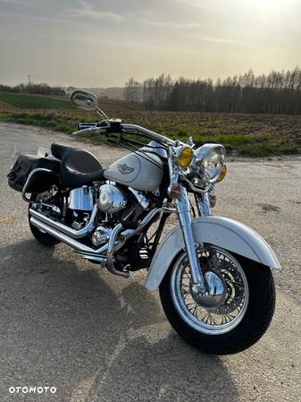 Harley-Davidson Softail Heritage Classic - 1