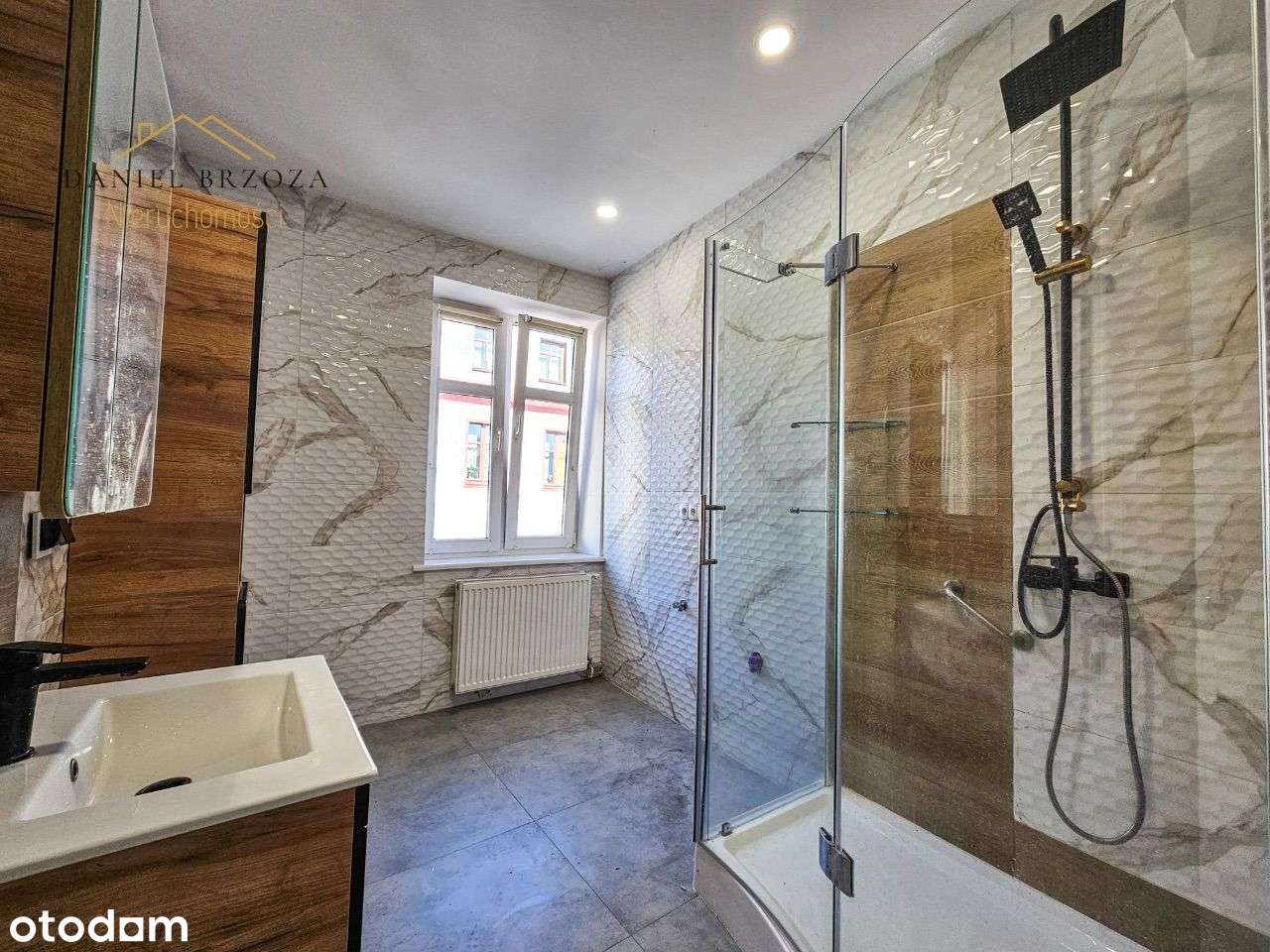 Mieszkanie z wyremontowaną kuchnią i łazienką-10