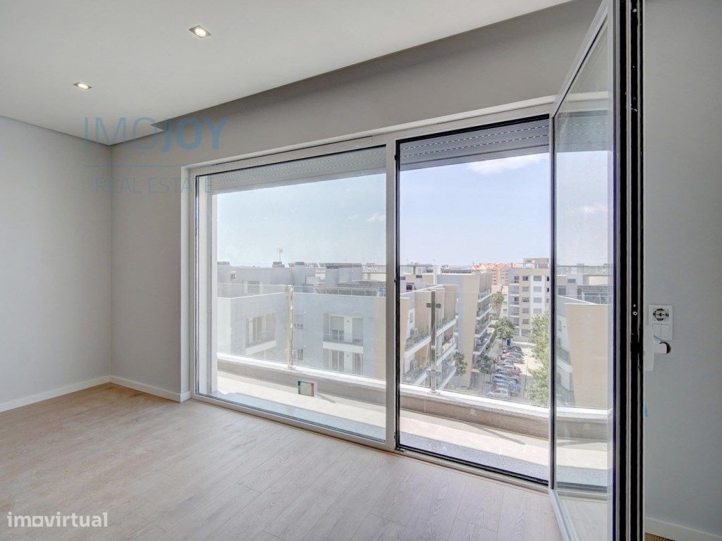Apartamento T3 na Quinta das Marianas, Parede - Grande imagem: 1/72