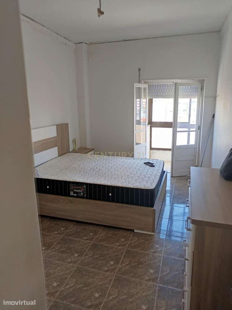 Apartamento T3 no Centro do Barreiro - Rua Miguel Bombarda-8