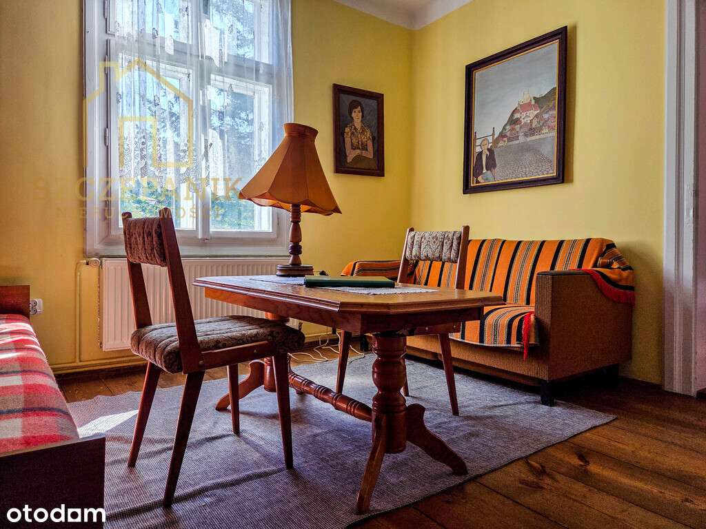 Dom z działką podzielony na 3 odrębne mieszkania !-7