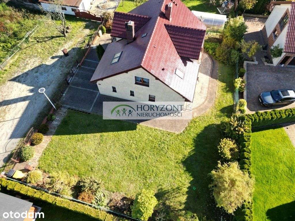 Piękny dom z ogrodem w centrum Żukowa-6