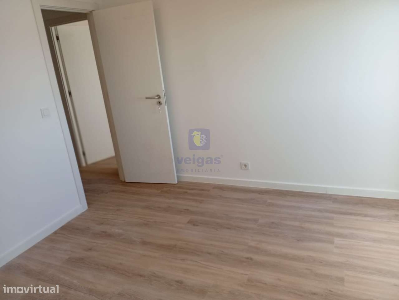 Apartamento T2 em Santa Iria de Azóia-5
