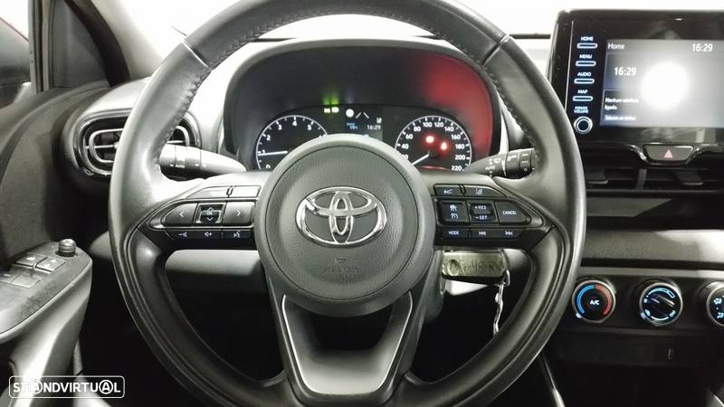 Toyota Yaris 1.0 VVT-i Comfort Plus - 13