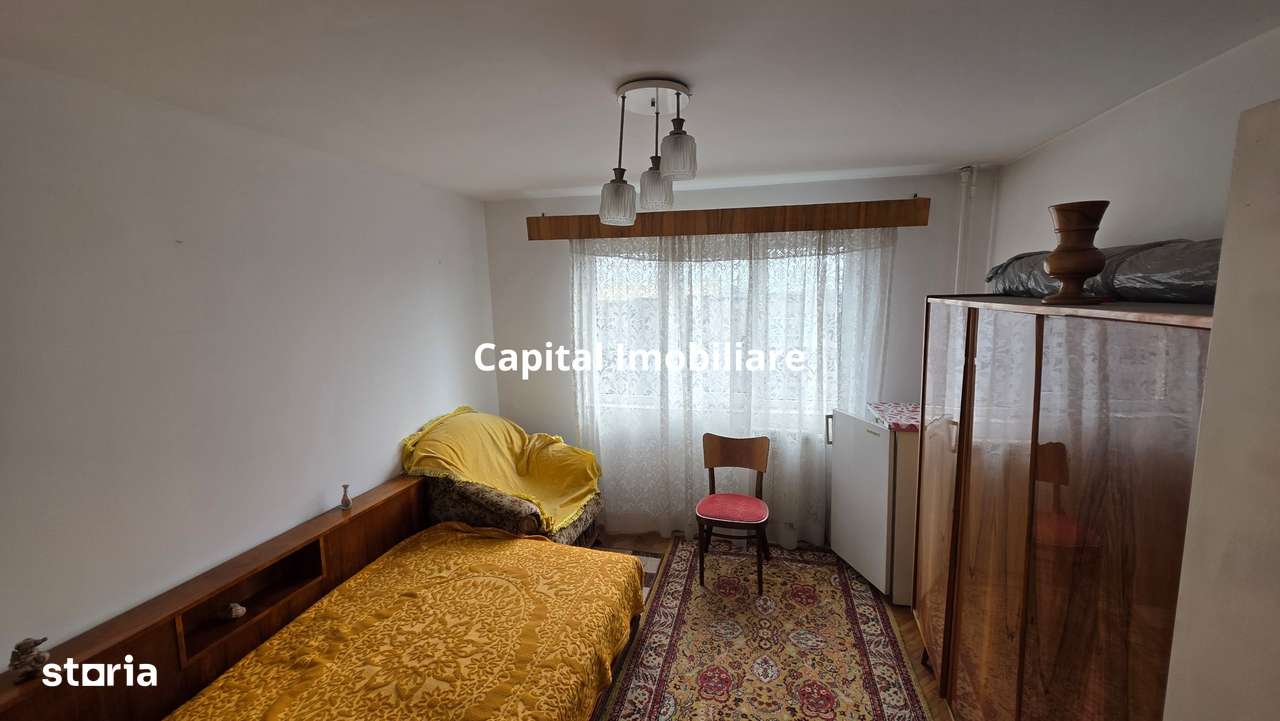 Apartament 3 camere, etaj intermediar, zona Liceul Dl. Tudor - Imagine principală: 5/10