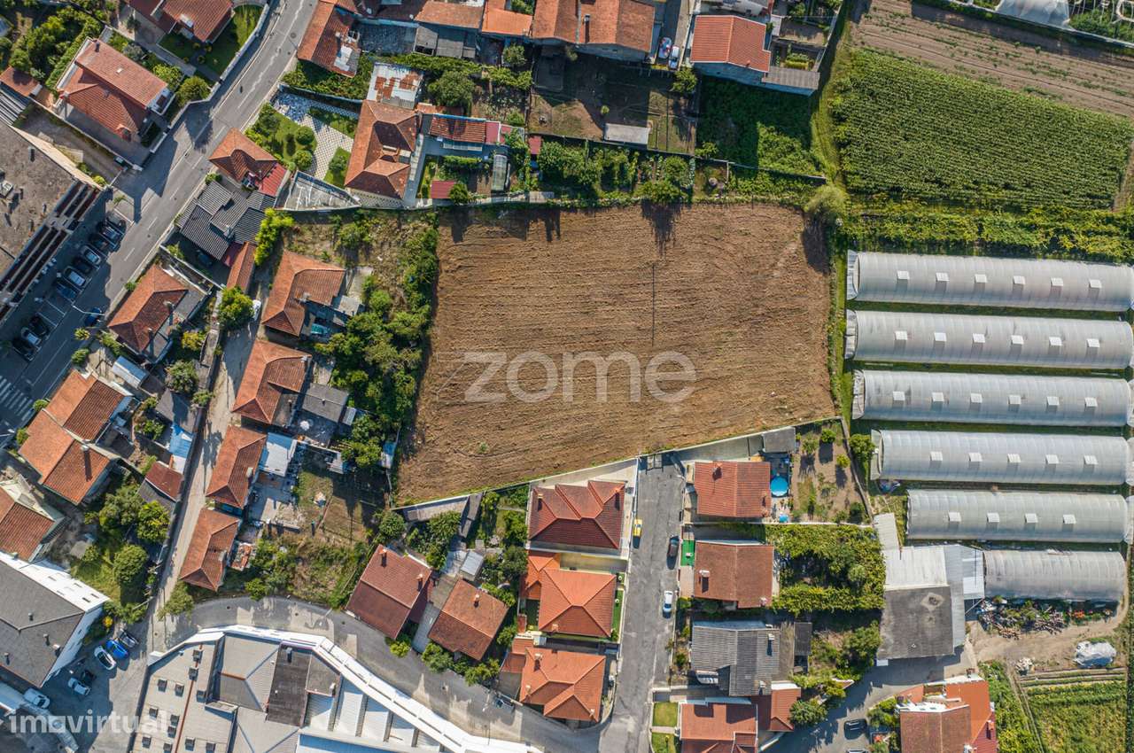 Terreno, 4 208 m², Santo Tirso, Couto (Santa Cristina e São Miguel) e Burgães - Grande imagem: 3/11