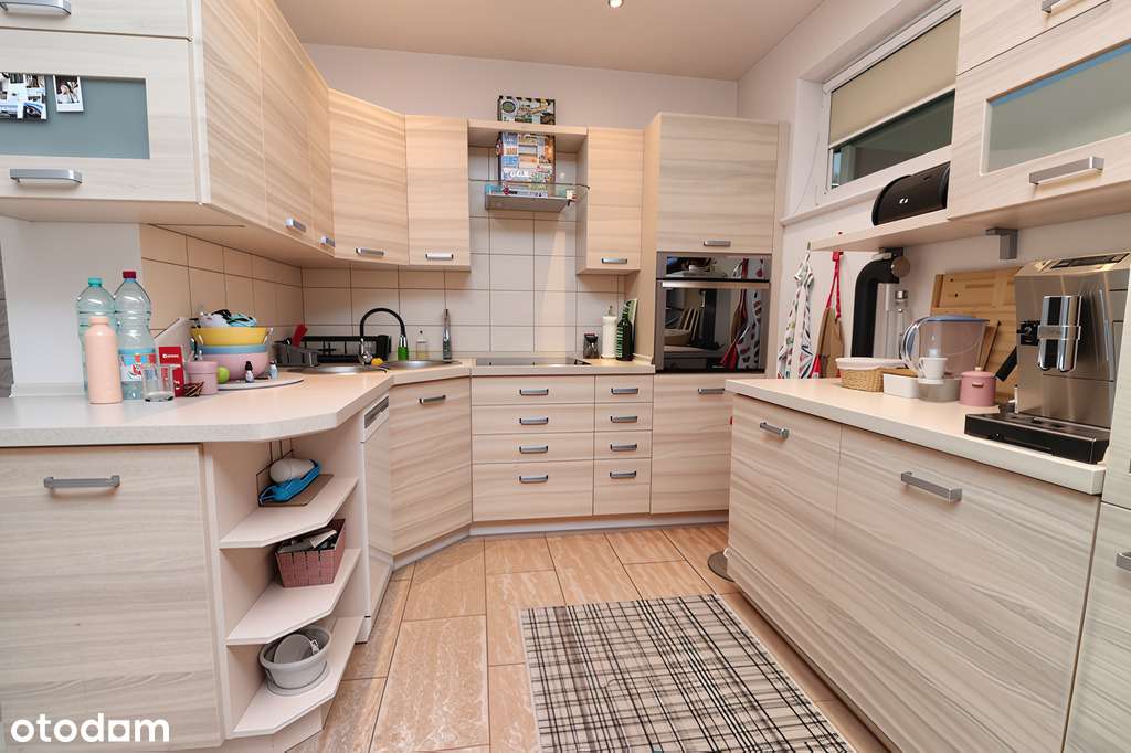 Przestronne mieszkanie 3 pokojowe na os. Piaski-7