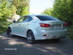 Lexus IS 220 D F Sport - 3