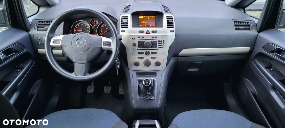 Opel Zafira 1.8 - 15