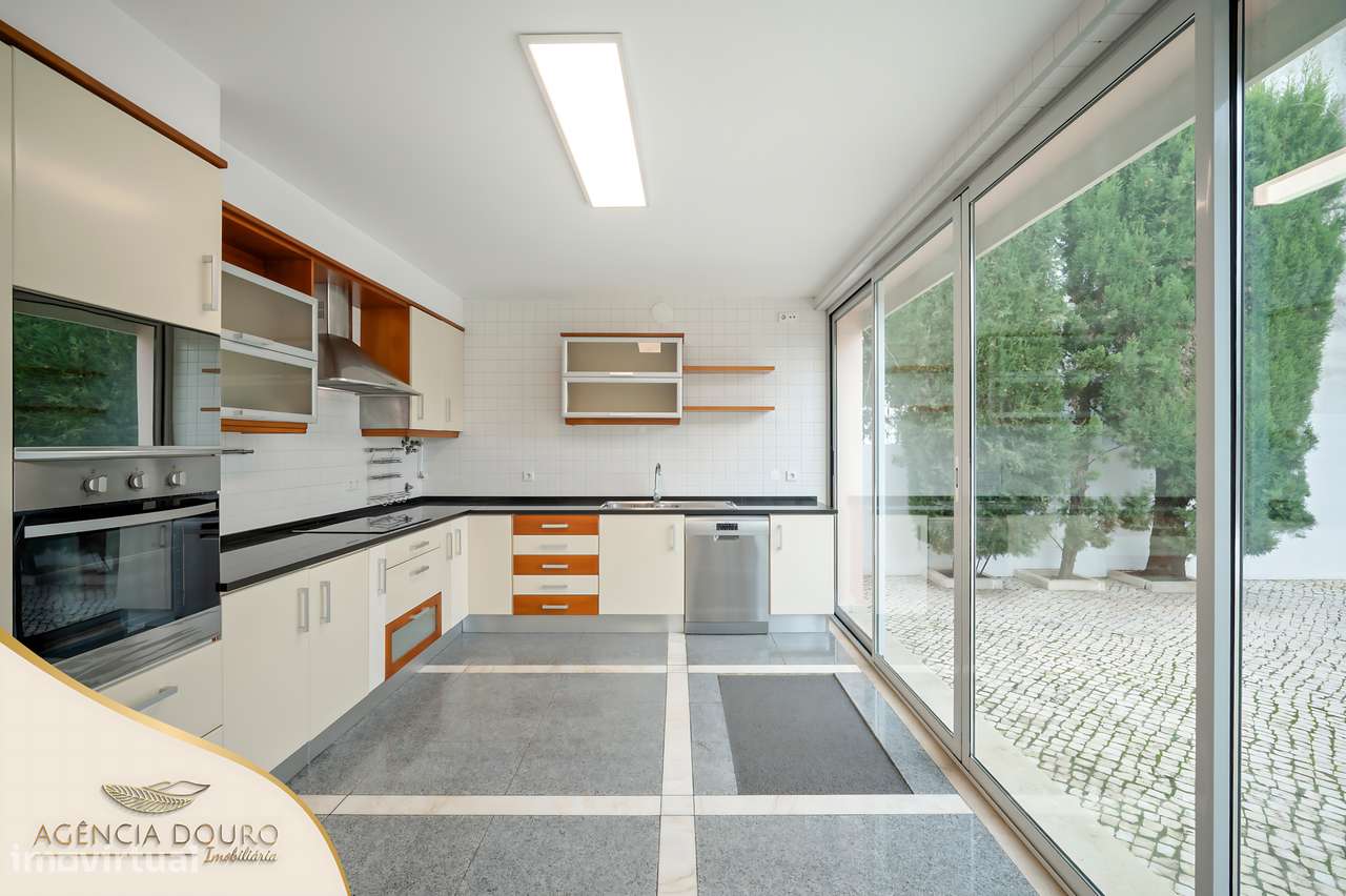 Moradia T4 em Santarém-14