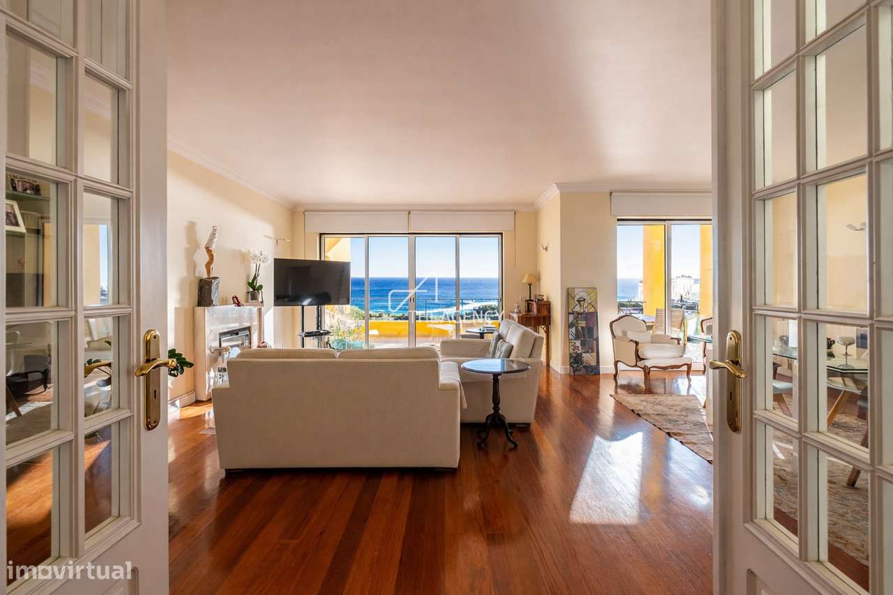 Apartamento de Luxo T3 à Venda no Estoril com Vista Mar-12