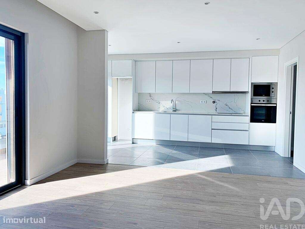 Apartamento T2 em Montenegro de 110,00 m2 - Grande imagem: 3/16