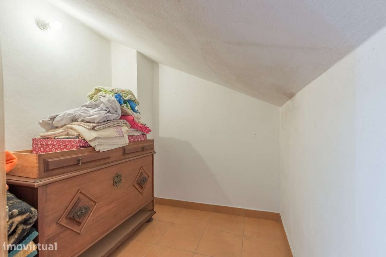 Moradia Geminada T3 - Quinta do Conde-24