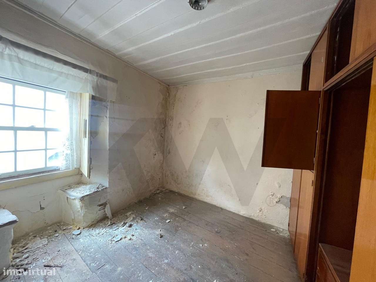 Pequena Moradia no Centro histórico de Cascais para Remodelar – Oportu - Grande imagem: 5/12