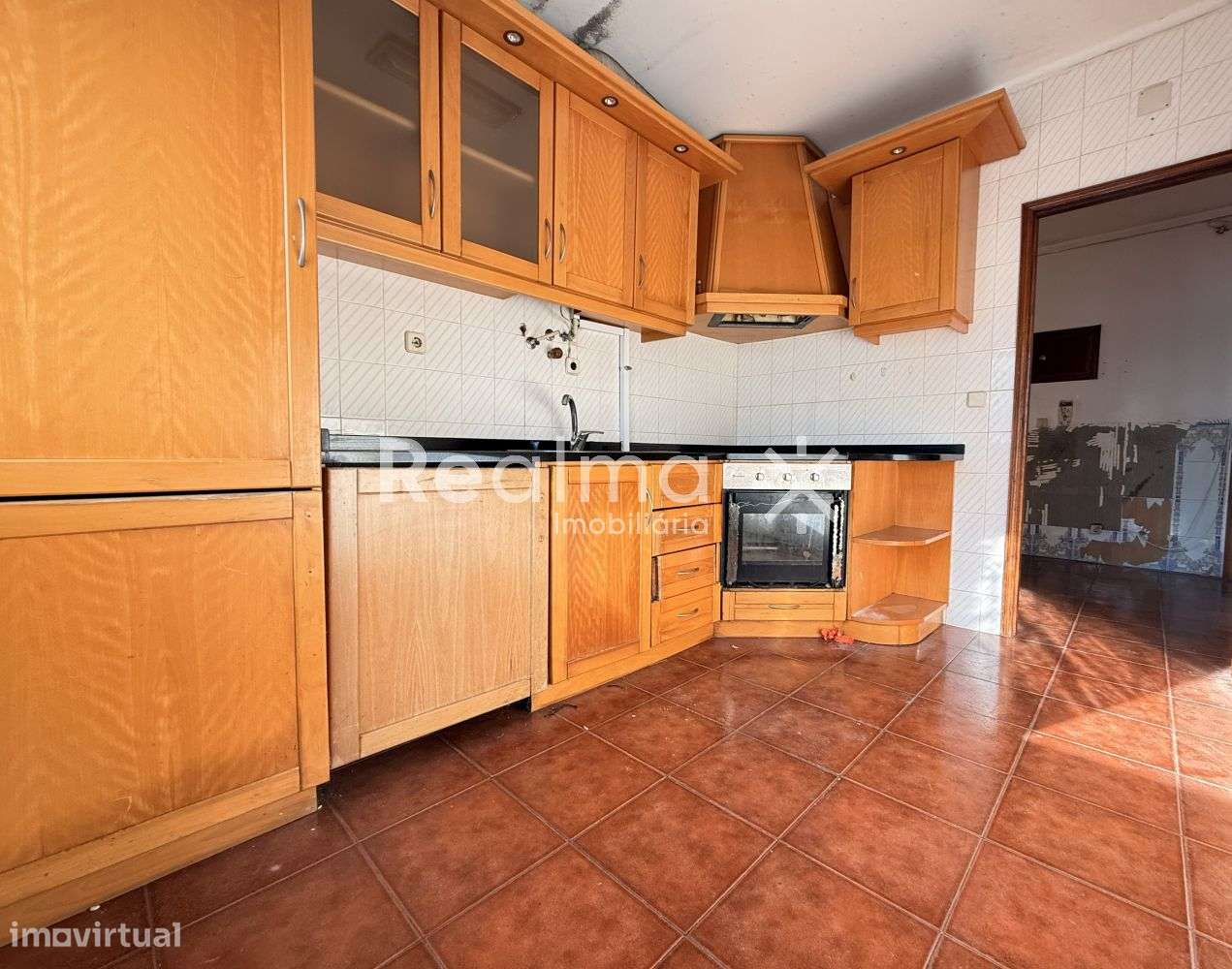 Apartamento T1 para Remodelar – S. José de S. Lázaro, Braga - Grande imagem: 2/14