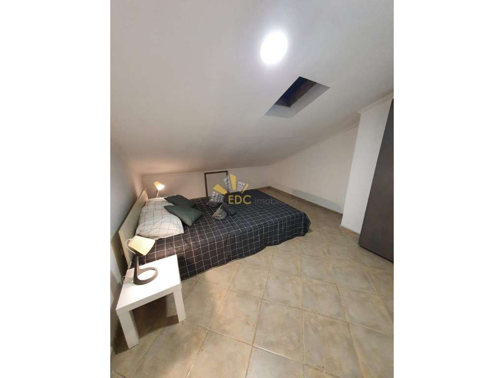 Moradia Independente T16| Localizado na Amora ( Seixal) | Não perca... - Grande imagem: 4/28