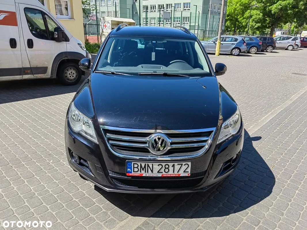 Volkswagen Tiguan - 8