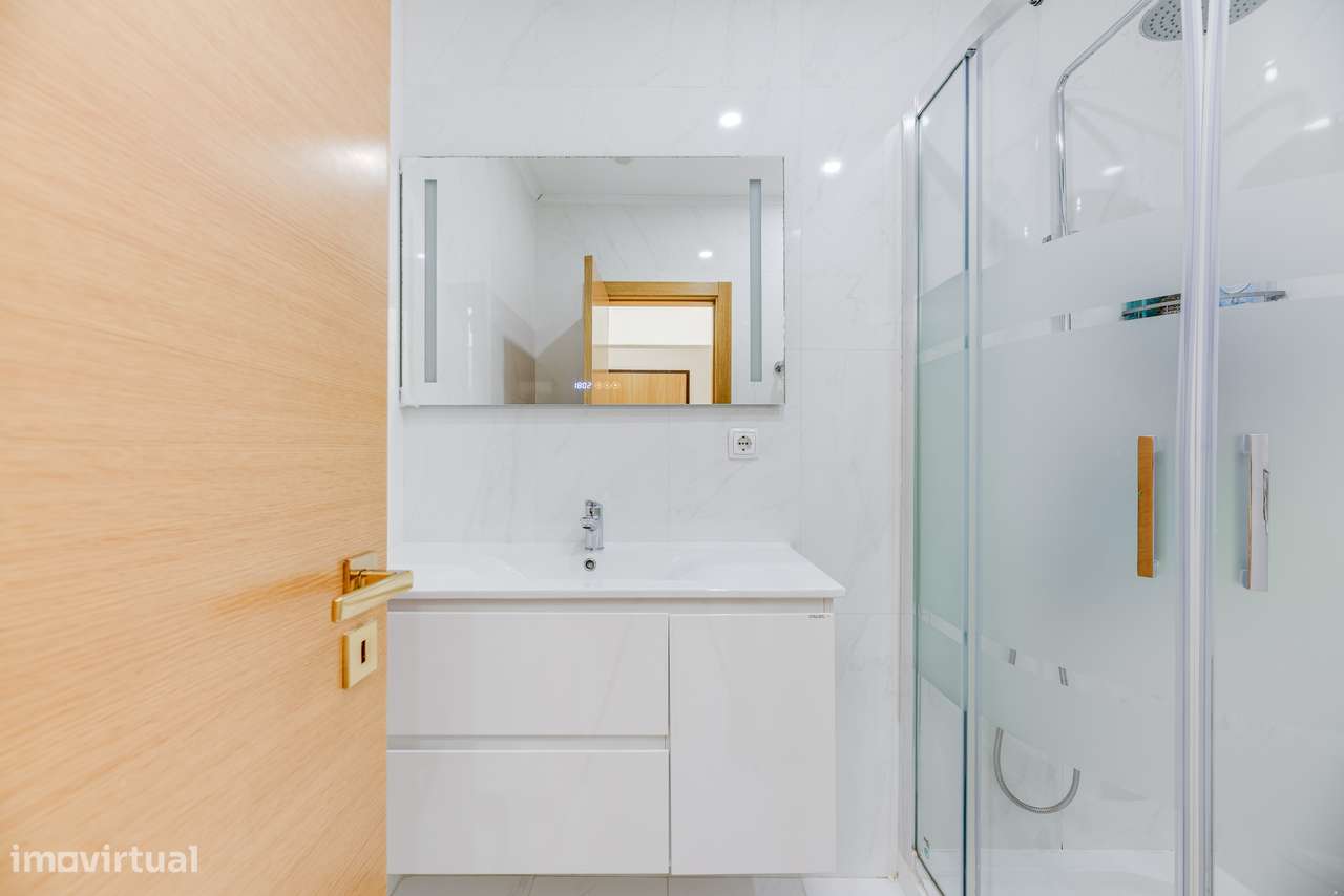 APARTAMENTO T2 C/ 70M² | REMODELADO | VIALONGA - Grande imagem: 4/30