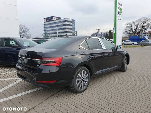 Skoda Superb 1.4 TSI Plug-In Hybrid Style DSG - 5