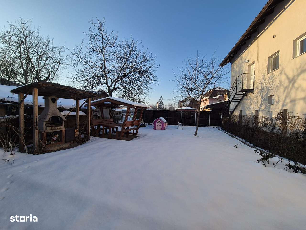 Vand  casa de demolat,proiect afacere,casa de locuit, Cristesti,Centru-8