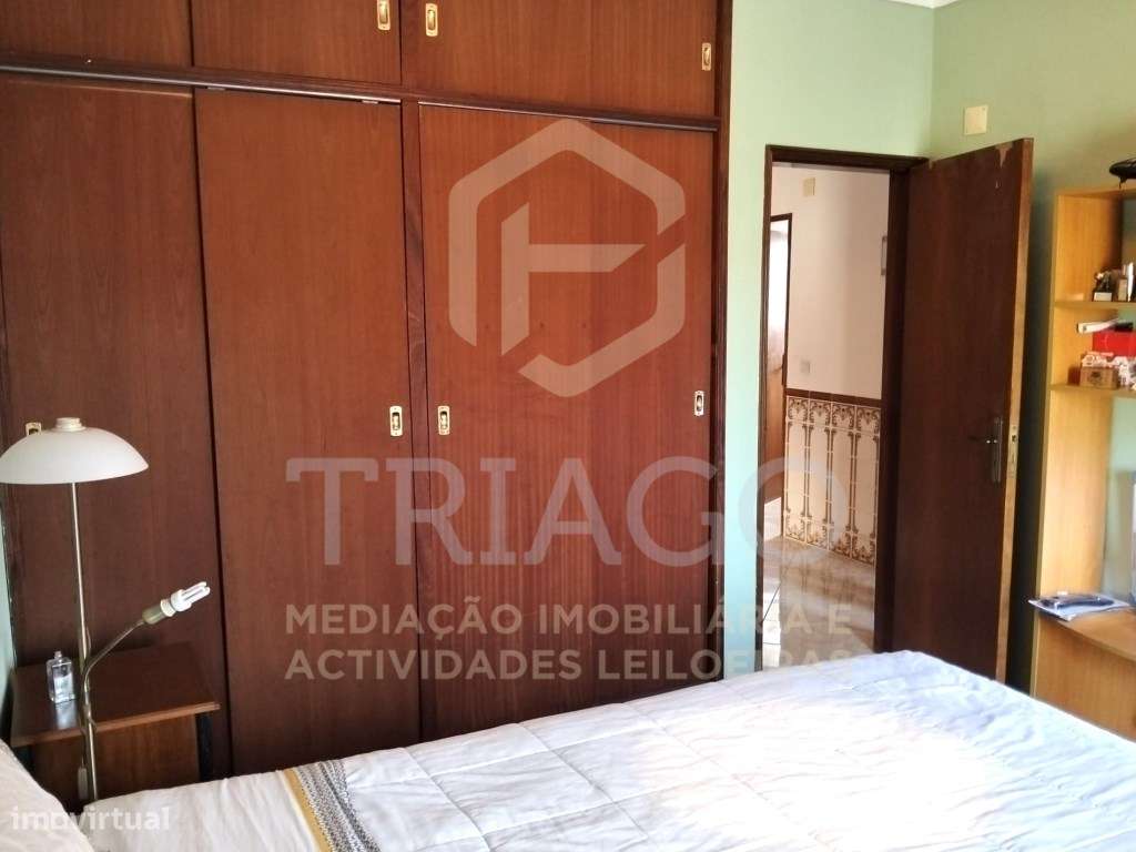 Moradia T4 com Garagem-19