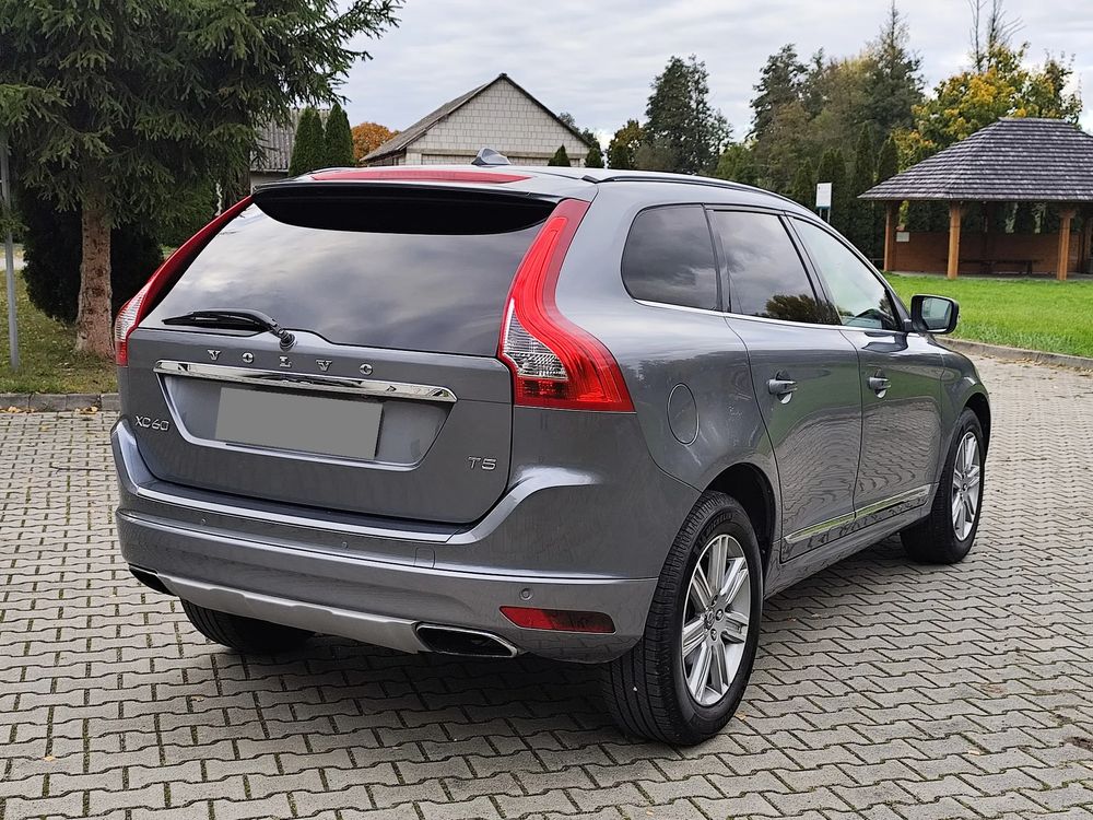Volvo XC60 I T5 AWD Geartronic Inscription 2017