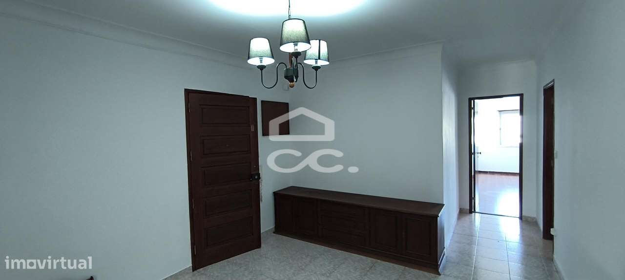 Apartamento T2 em Benavente com cozinha equipada-11