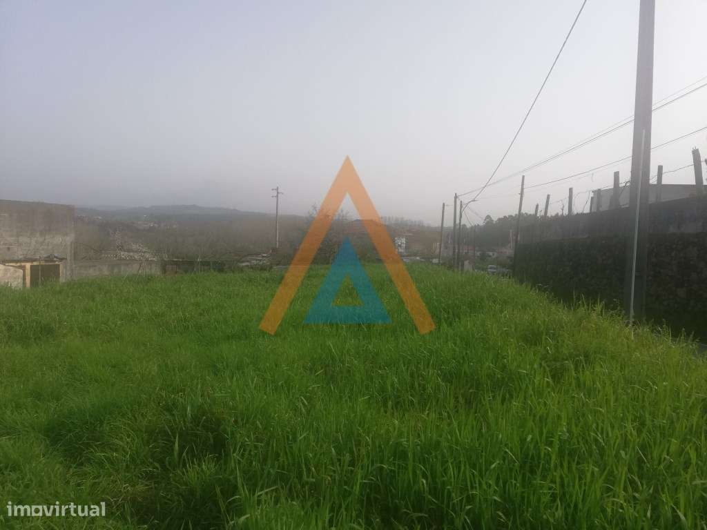 Lote de Terreno Urbano em Fiães - Santa Maria da Feira-4
