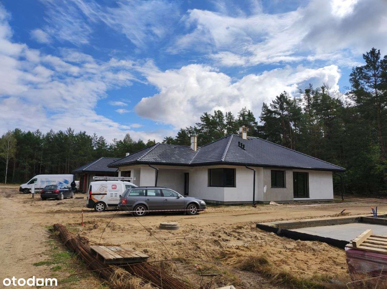 Dom w sąsiedztwie lasu. Cisza i spokój-9