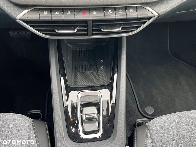 Skoda Octavia Combi Selection 1.5 TSI m-HEV 110 kW DSG, przebieg 3 tys.km