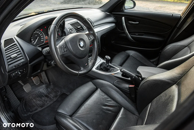 BMW Seria 1 120i Edition Sport - 15