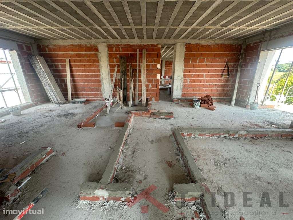 Moradia T3 Nova Moderna-7