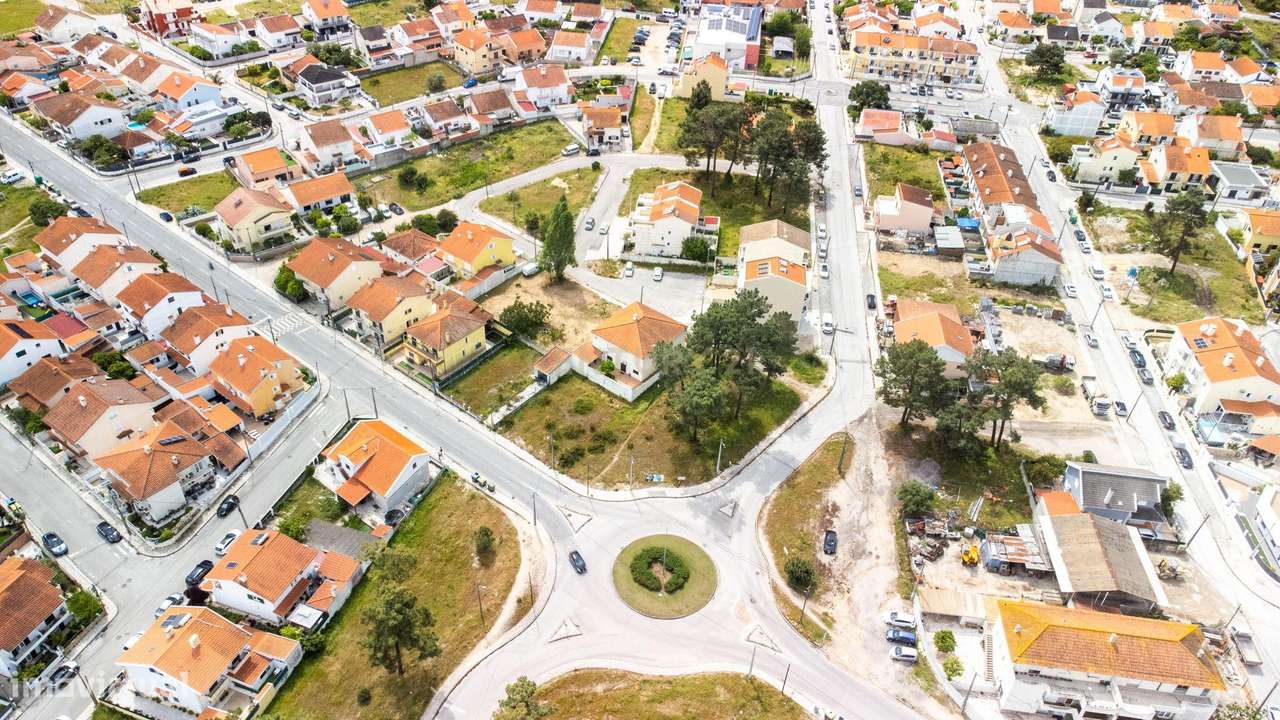 Terreno na Quinta do Conde para construção de edificio-10
