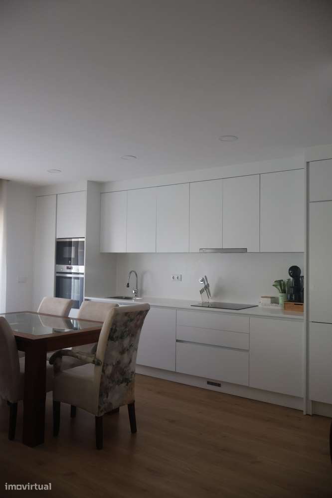 Vende-se T2 em Nine NOVO- Pronto a viver!