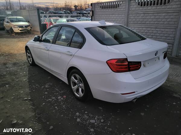 Dezmembram / Piese BMW F30 , an fabr. 2012 - 3